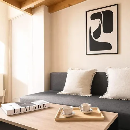Le Marais Apartment
