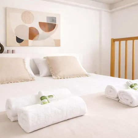 Le Marais Apartment
