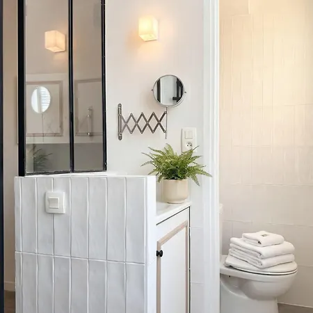 Le Marais Apartment
